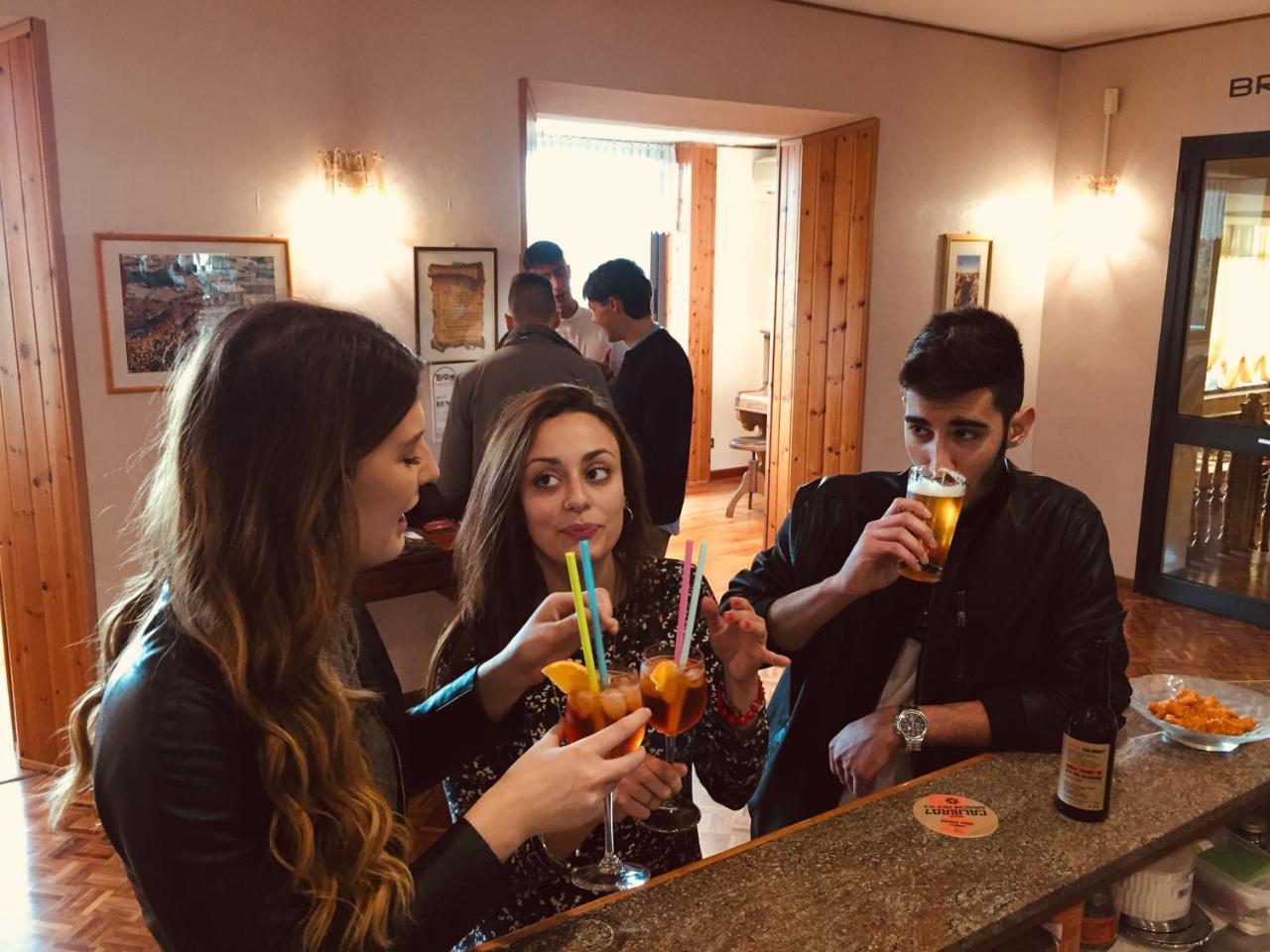 Hotel Vega Perugia Ngoại thất bức ảnh