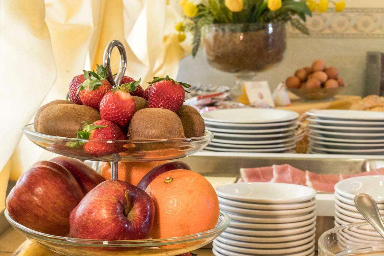Hotel Vega Perugia Ngoại thất bức ảnh