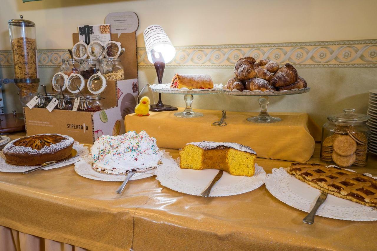 Hotel Vega Perugia Ngoại thất bức ảnh